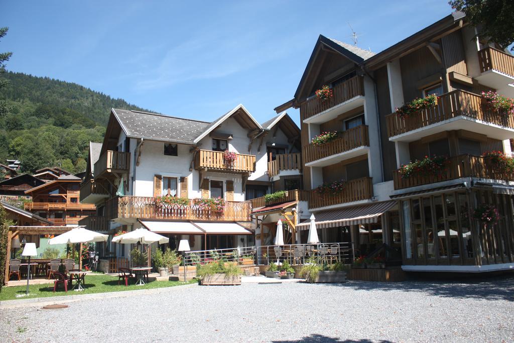 Logis Hotel Gai Soleil Samoens Exterior photo